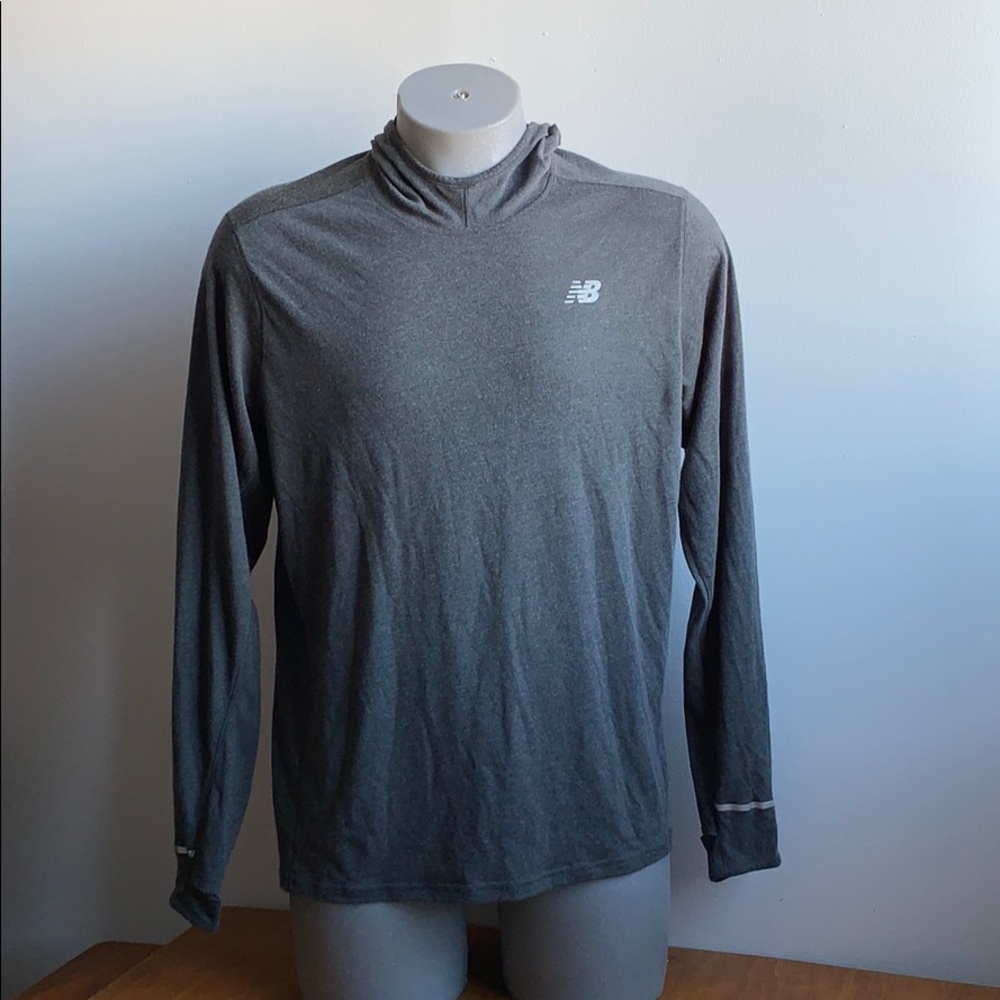 New Balance Thermal Shirt XL .